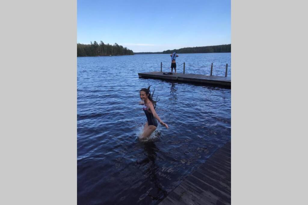 Vacker Hus I Naturen Froseke Bagian luar foto